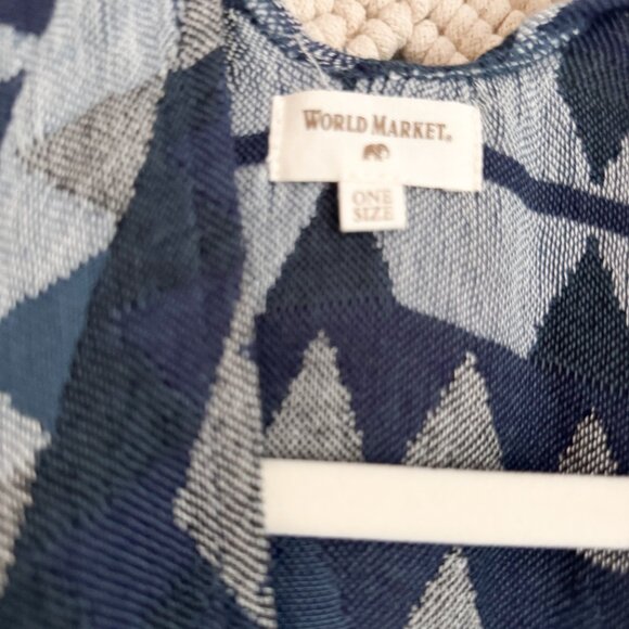 World Market Blanket Poncho One Size GUC - Picture 4 of 6